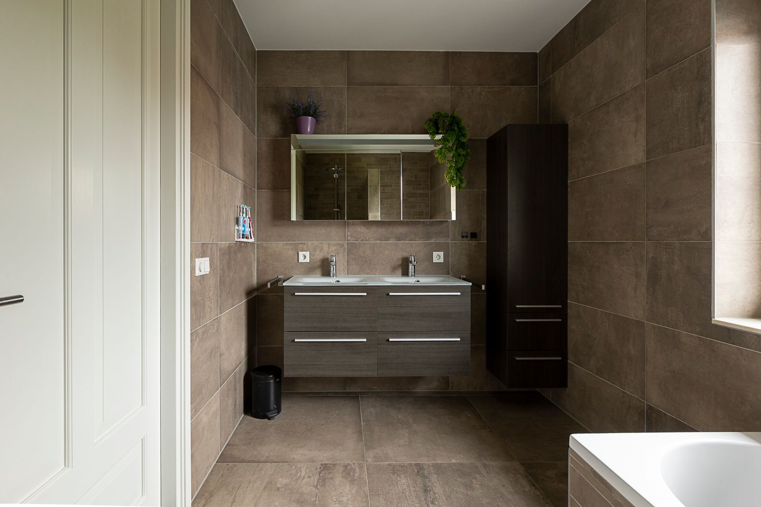 Photo 42 of Van Regteren Altenastraat 18