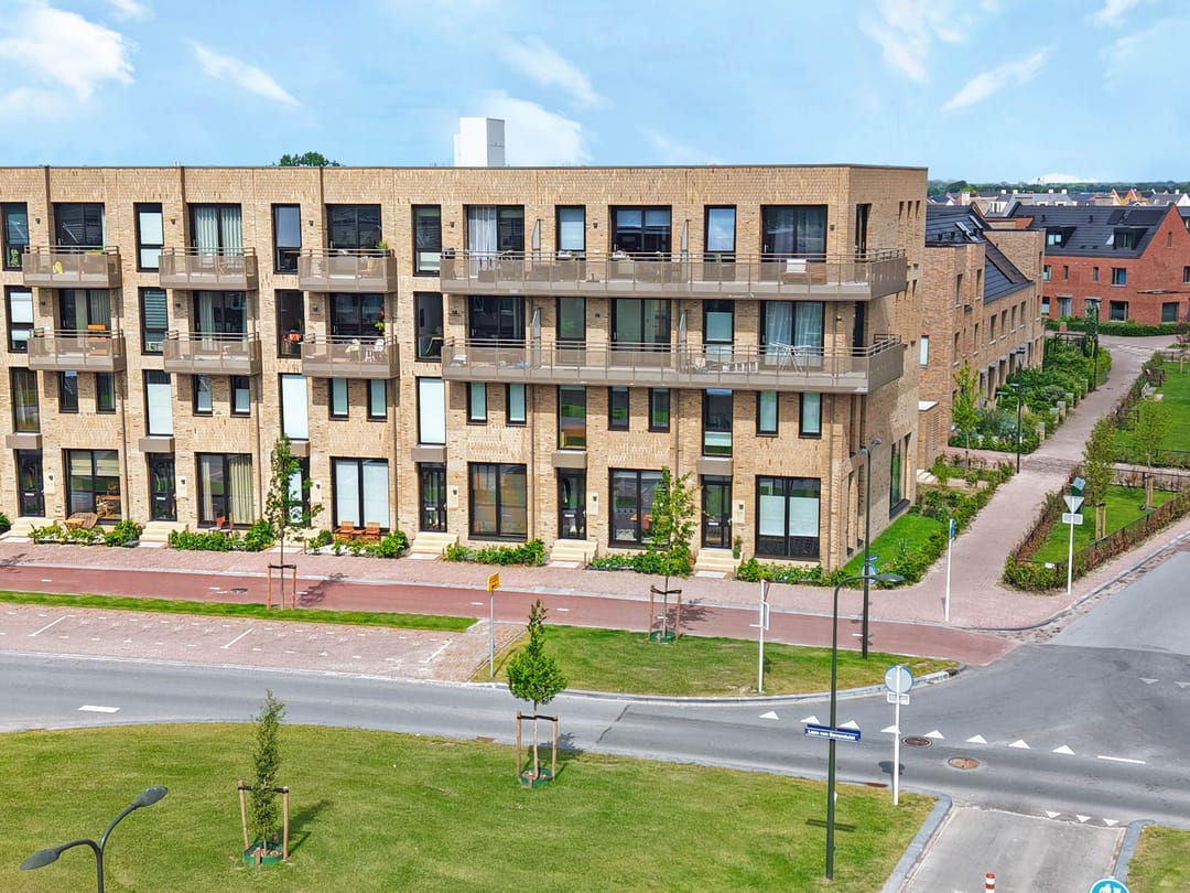 Photo 1 of Laan van Bovenduist 132