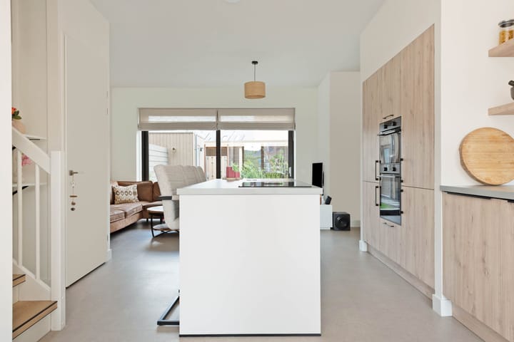 Photo 3 of Laan van Bovenduist 132