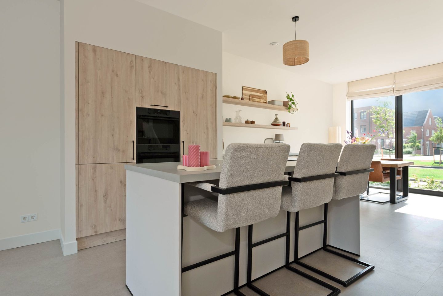 Photo 14 of Laan van Bovenduist 132