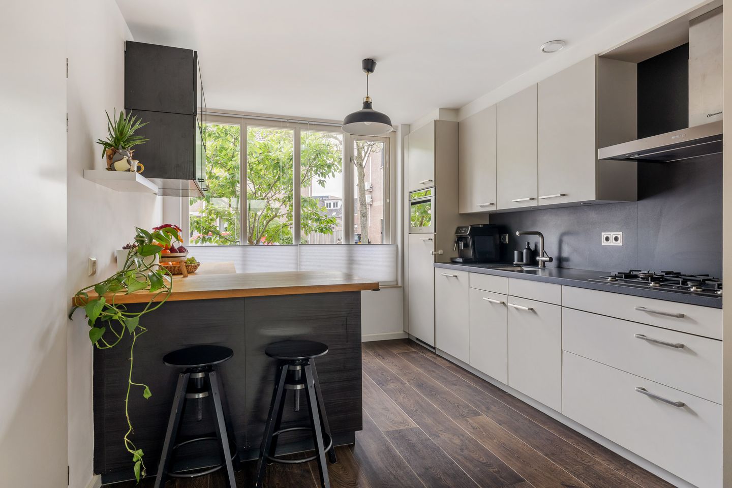 Foto 10 van Spoorstraat 29