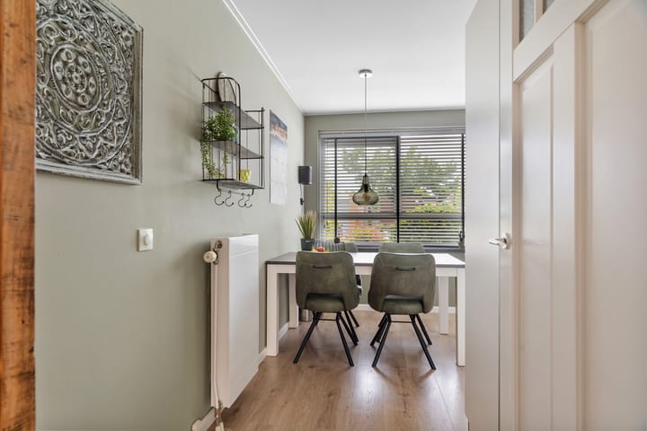 Foto 16 van Adrienne Solserstraat 7