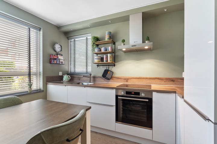 Foto 17 van Adrienne Solserstraat 7