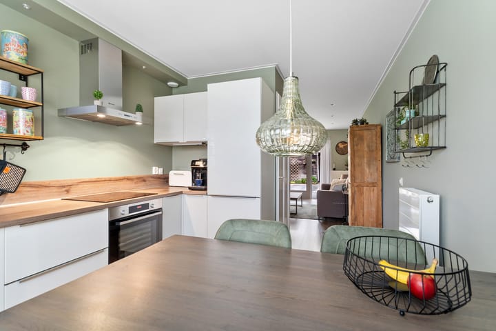 Foto 20 van Adrienne Solserstraat 7