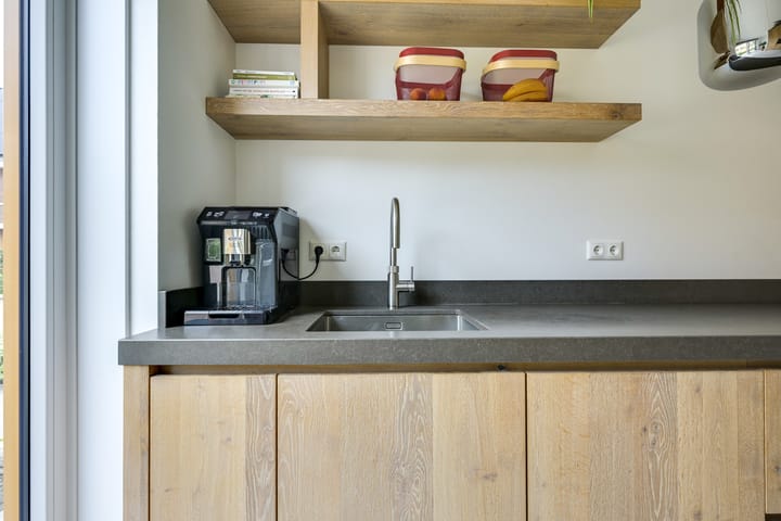 Foto 10 van Zeister Eng 122