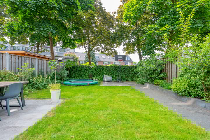 Foto 17 van Zeister Eng 122