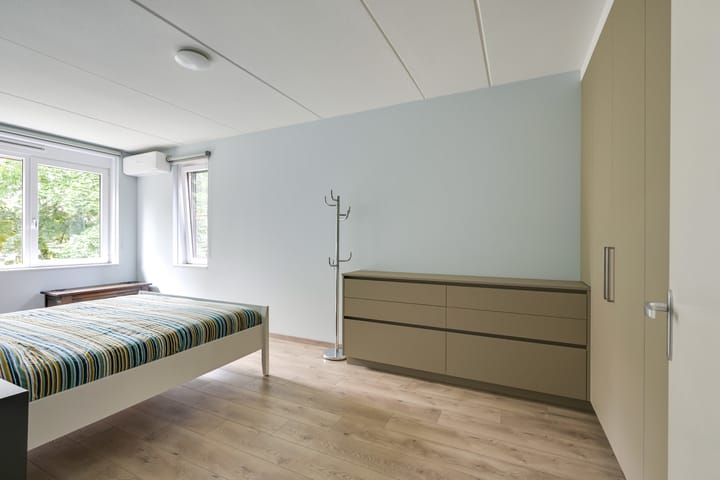 Foto 21 van Zeister Eng 122