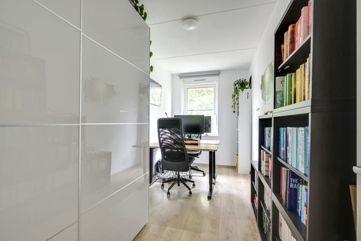 Foto 33 van Zeister Eng 122