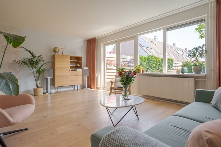 Foto 14 van Flora Bilderbeekstraat 19