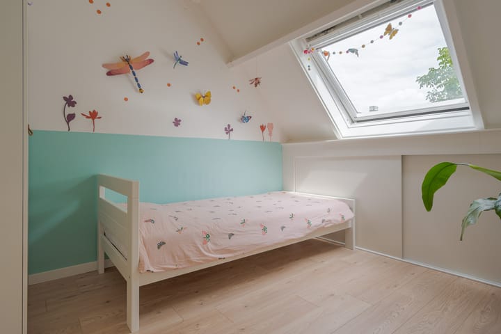 Foto 33 van Flora Bilderbeekstraat 19