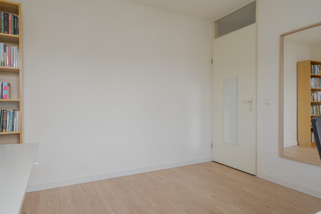 Foto 38 van Flora Bilderbeekstraat 19