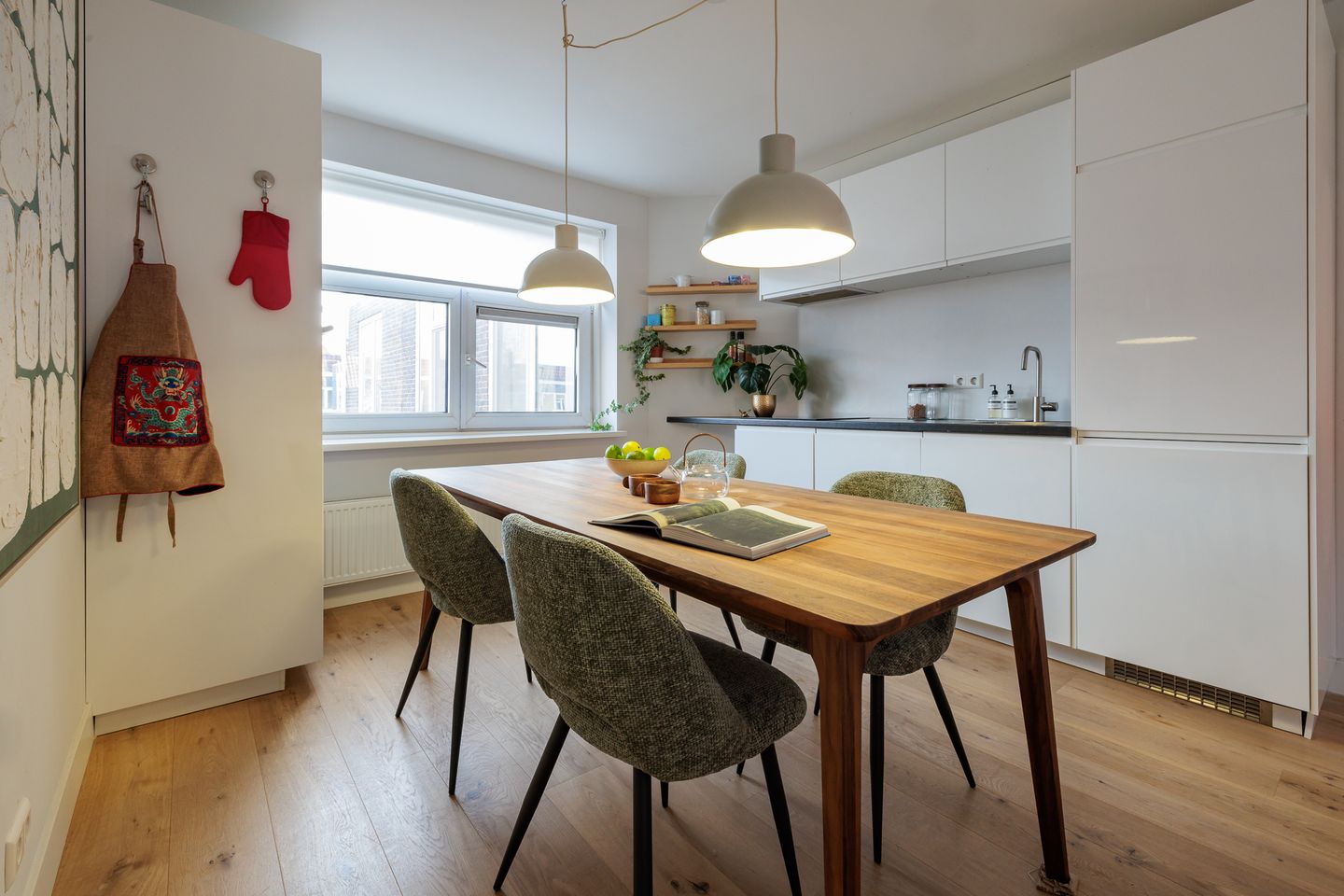 Foto 1 van Paramaribostraat 82-3