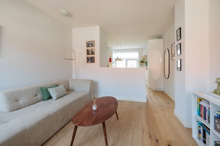 Foto 11 van Paramaribostraat 82-3