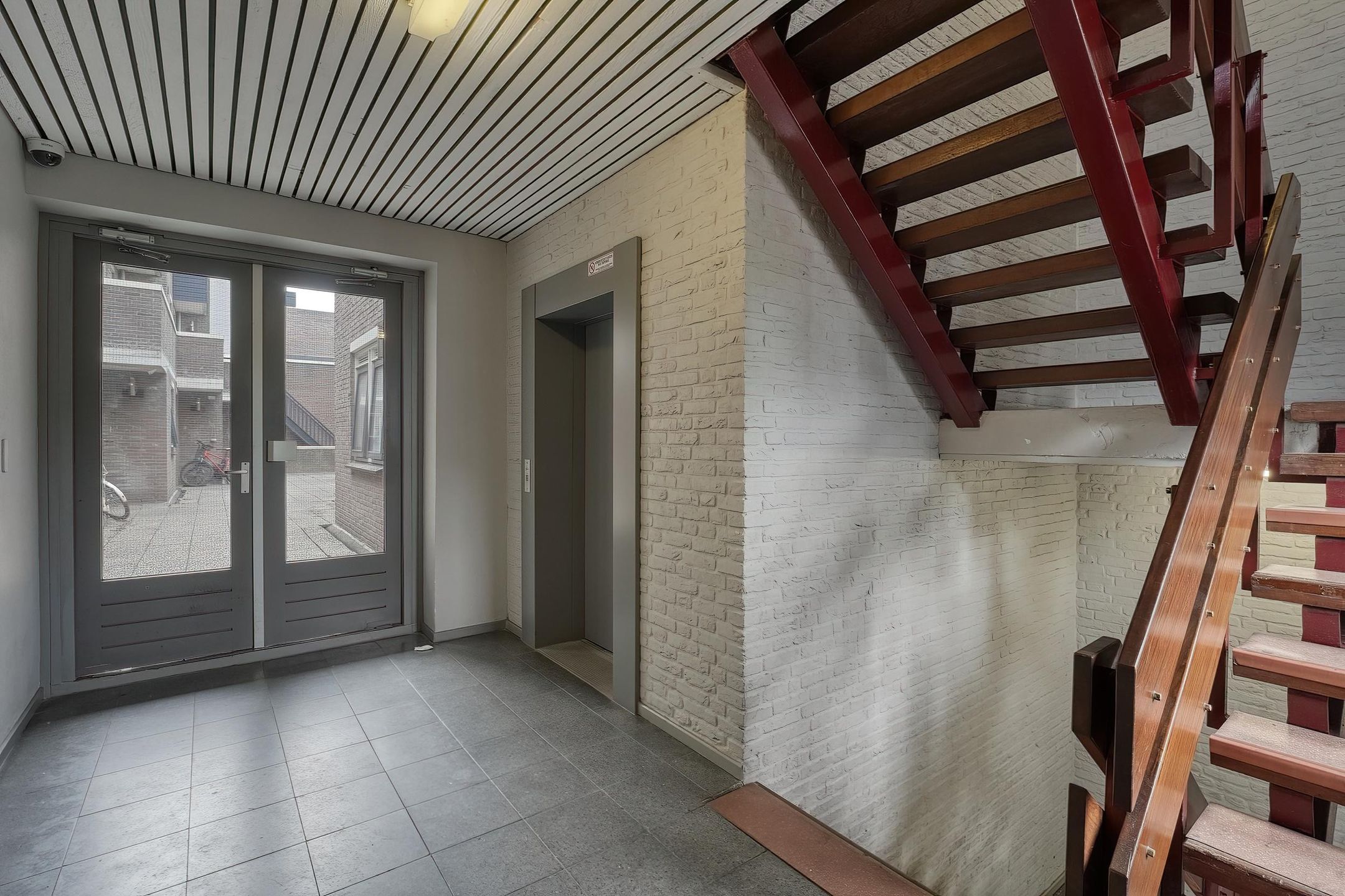 Foto 27 van Van Mandersloostraat 73