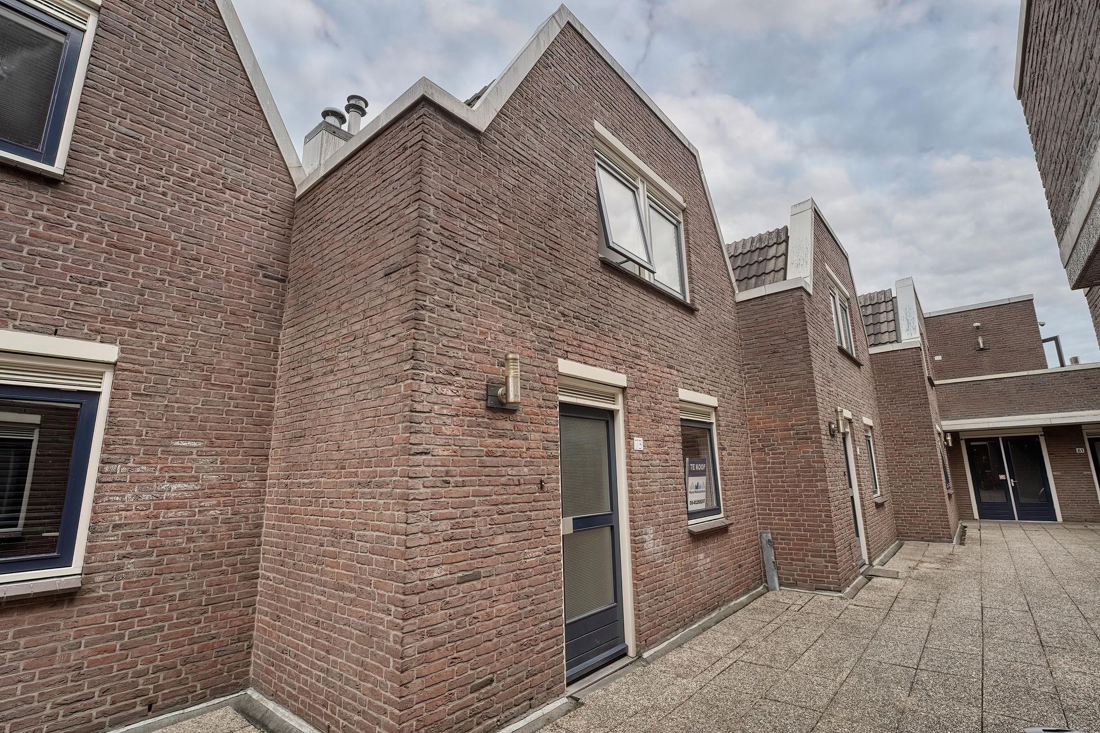 Foto 3 van Van Mandersloostraat 73