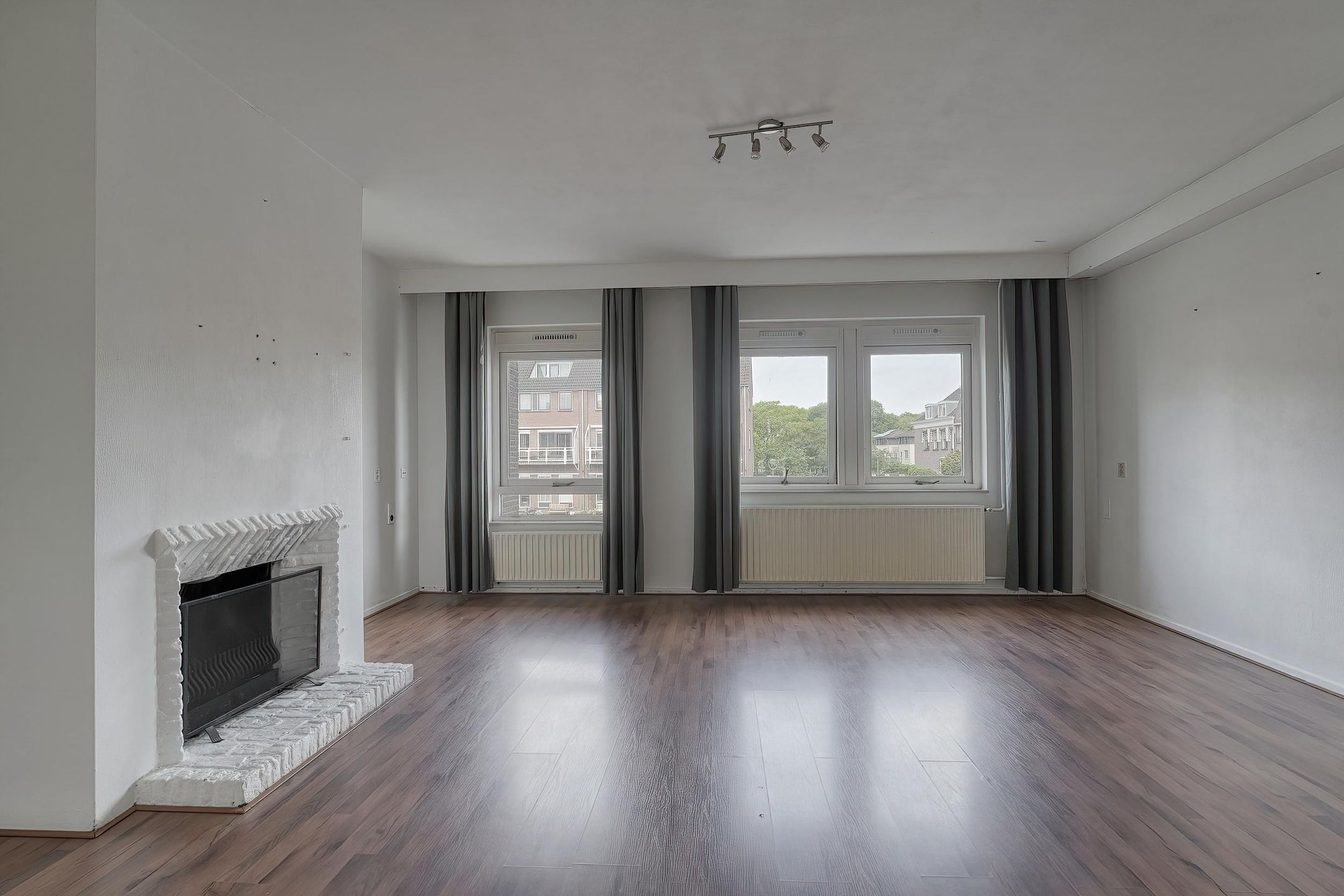 Foto 9 van Van Mandersloostraat 73