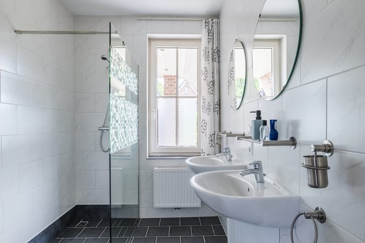 Foto 14 van Zwembadweg 22