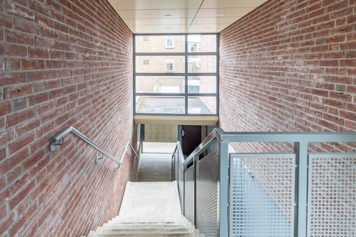 Foto 8 van Bilderdijkstraat 2-8