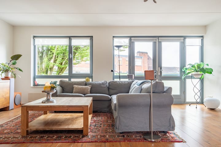 Foto 18 van Bilderdijkstraat 2-8