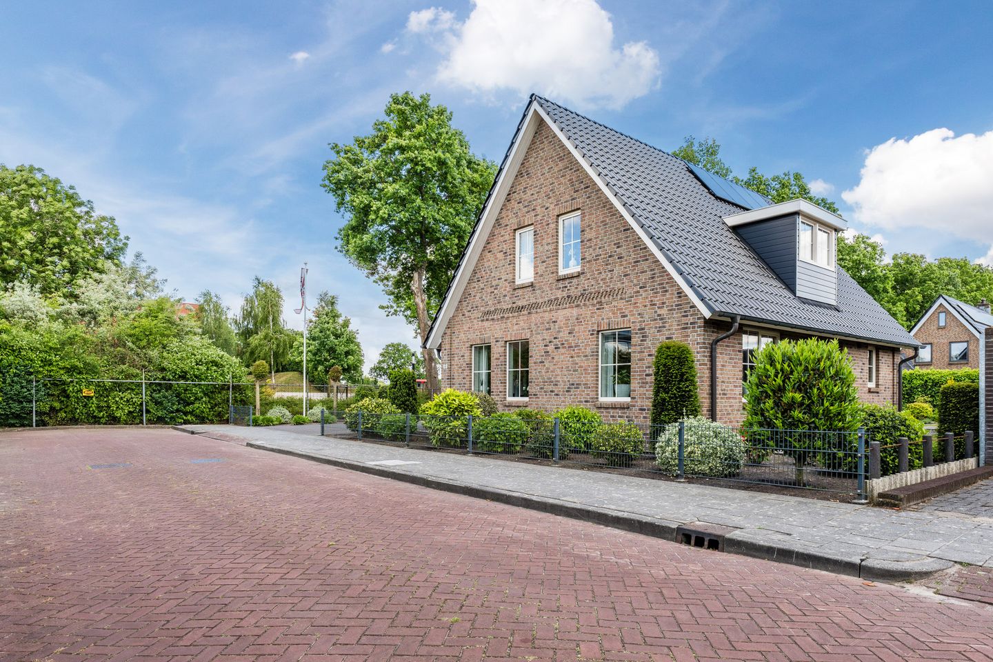 Photo 34 of Zwembadweg 22