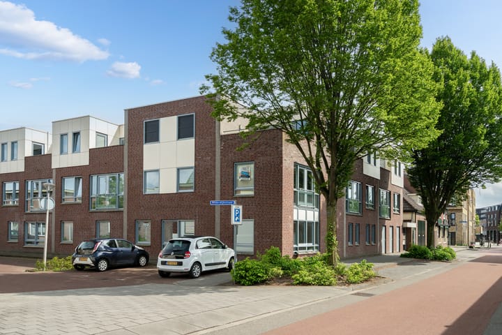 Foto 42 van Bilderdijkstraat 2-8