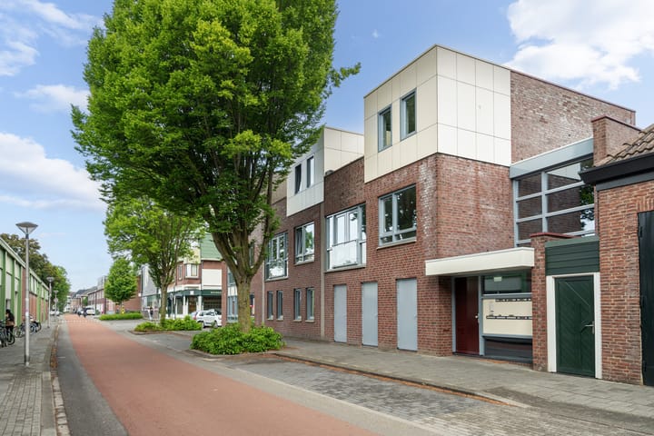 Foto 43 van Bilderdijkstraat 2-8