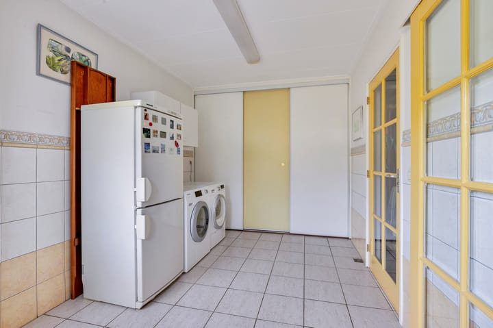 Photo 10 of Rozenstraat 17