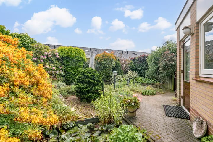 Photo 15 of Rozenstraat 17