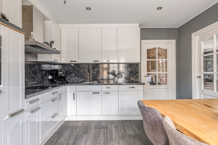 Foto 15 van Mgr. van Hooydonkstraat 4