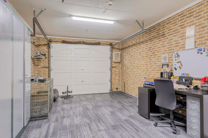 Foto 17 van Mgr. van Hooydonkstraat 4