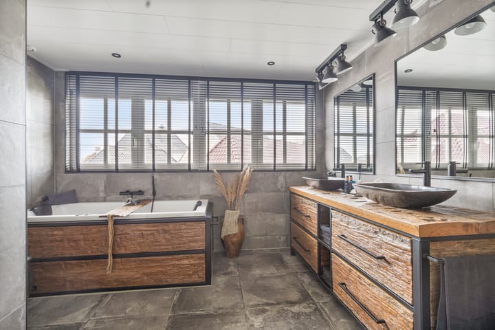 Foto 25 van Mgr. van Hooydonkstraat 4