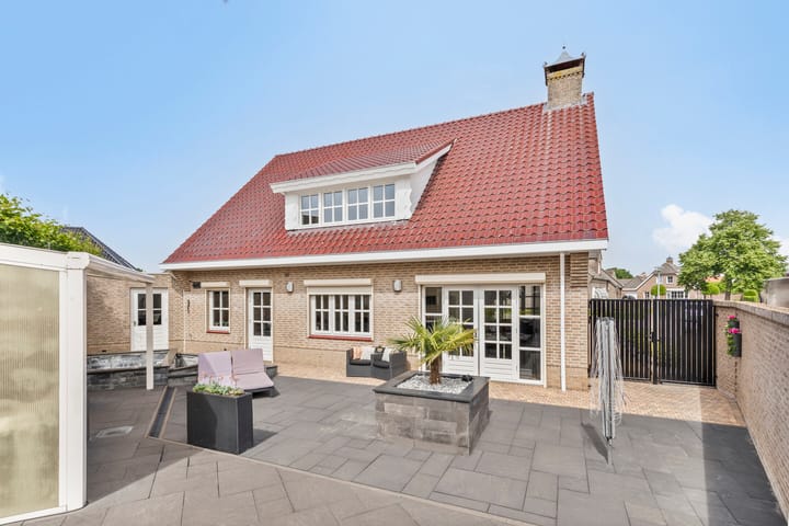 Foto 31 van Mgr. van Hooydonkstraat 4