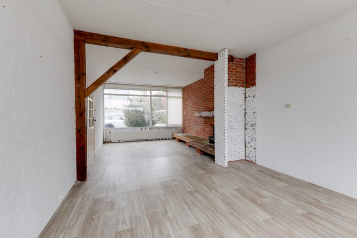 Foto 2 van Burgemeester Rietveldstr 8