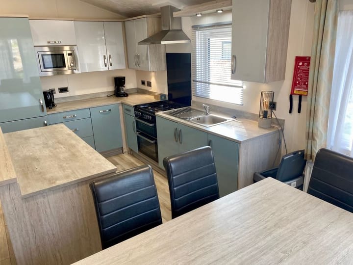 Photo 4 of Spijkweg 15-P213