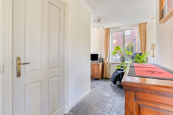 Foto 11 van Bloktiend 5