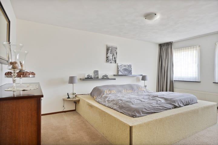 Foto 16 van Reusensestraat 37