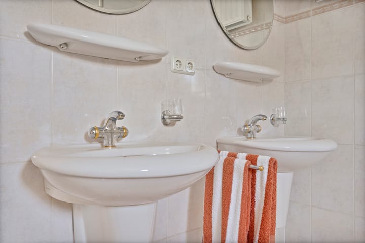 Foto 19 van Reusensestraat 37