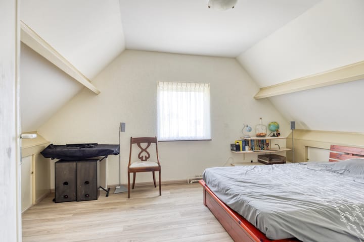 Foto 25 van Reusensestraat 37