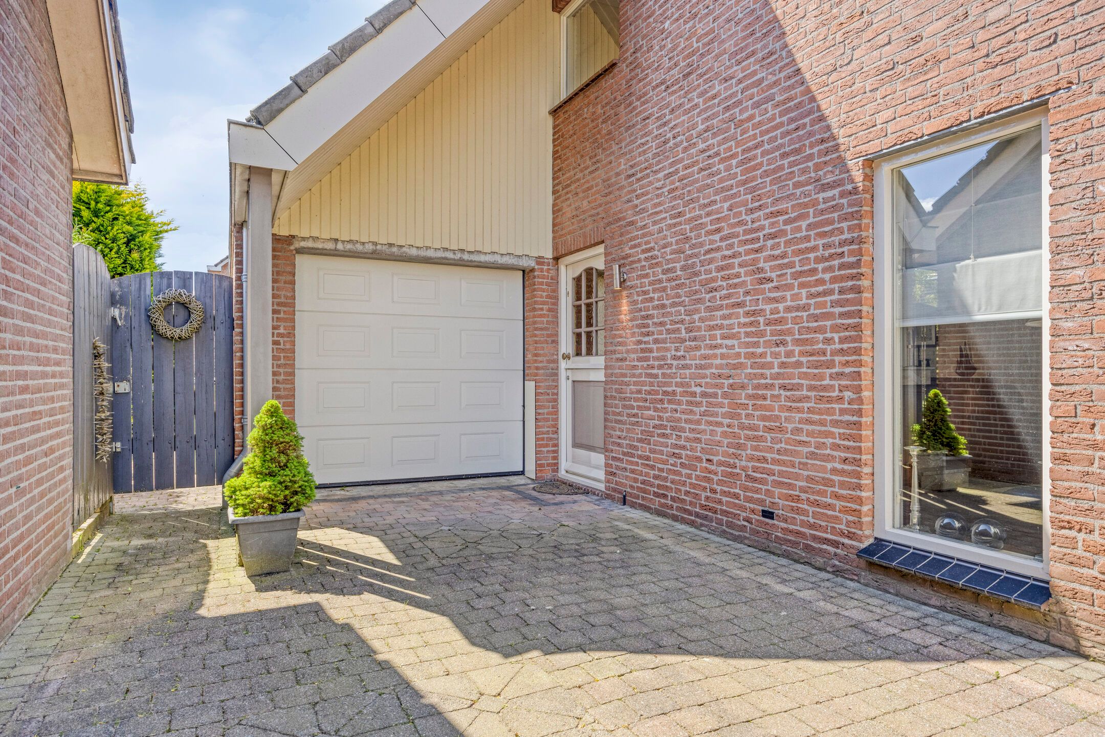 Foto 30 van Reusensestraat 37