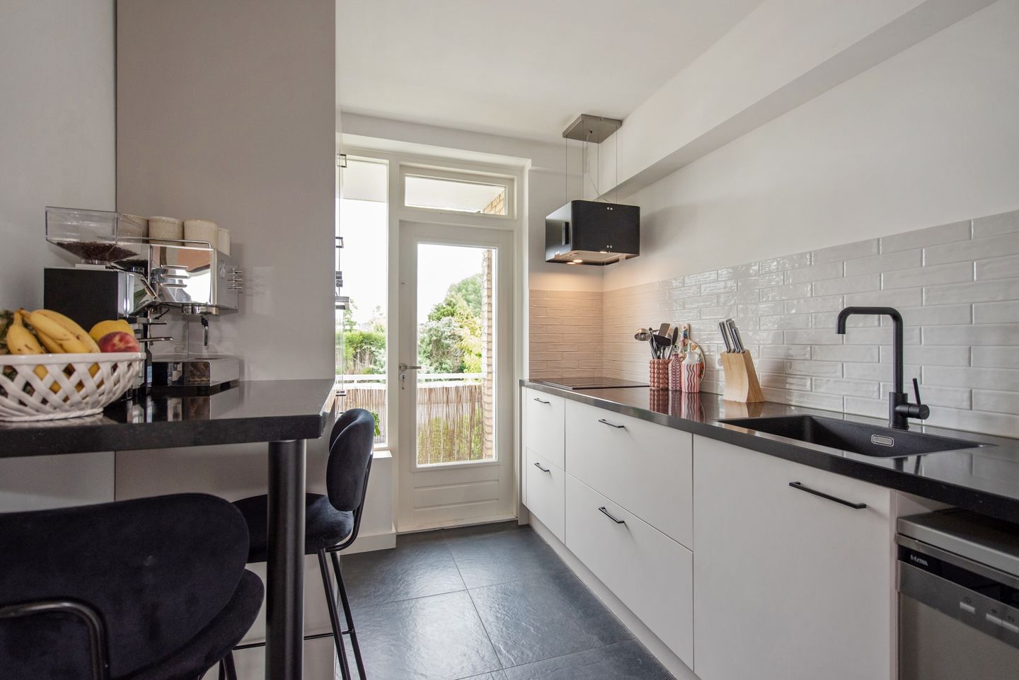 Foto 10 van Montessoristraat 22