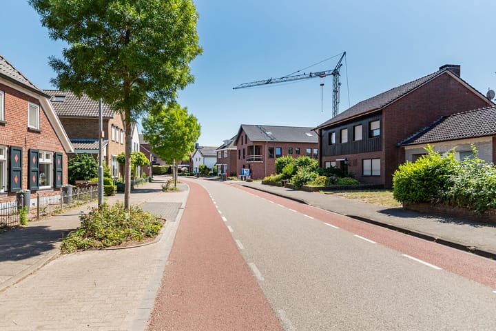 Photo 40 of Heelweg 17