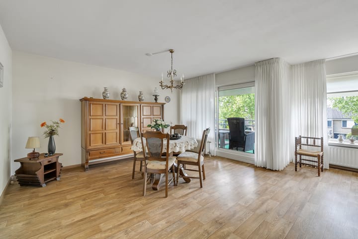 Foto 10 van Grotestraat 276