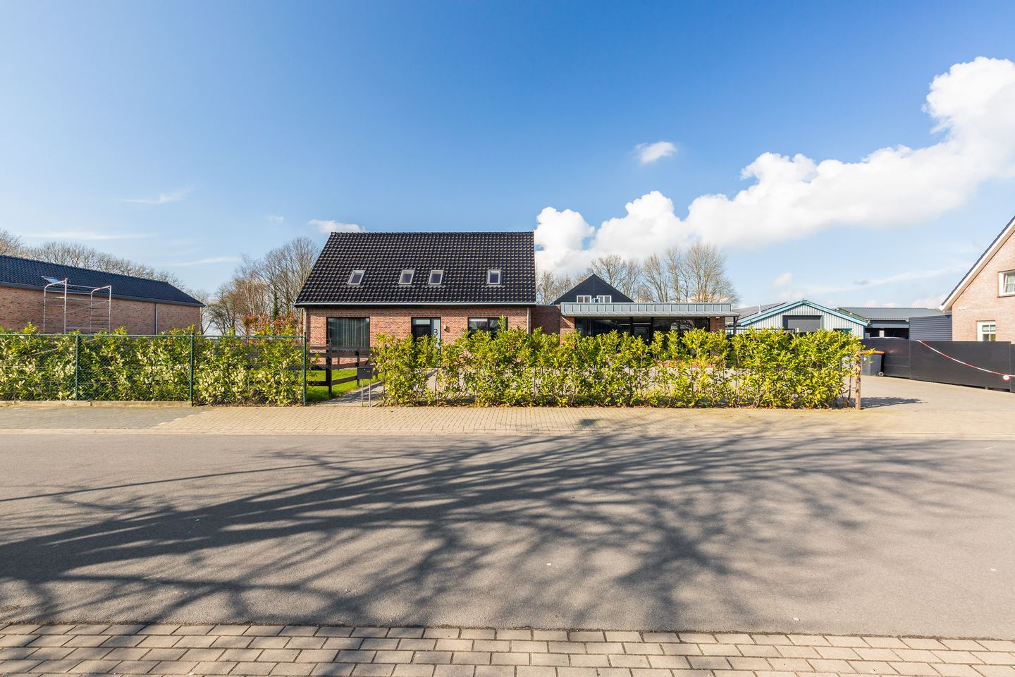 Bekijk foto 2 van Bedrijfsweg 3-a