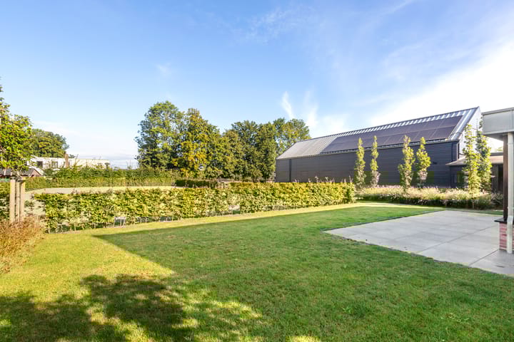 Foto 28 van Bedrijfsweg 3-A