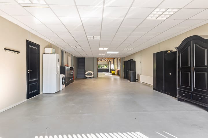 Foto 30 van Bedrijfsweg 3-A