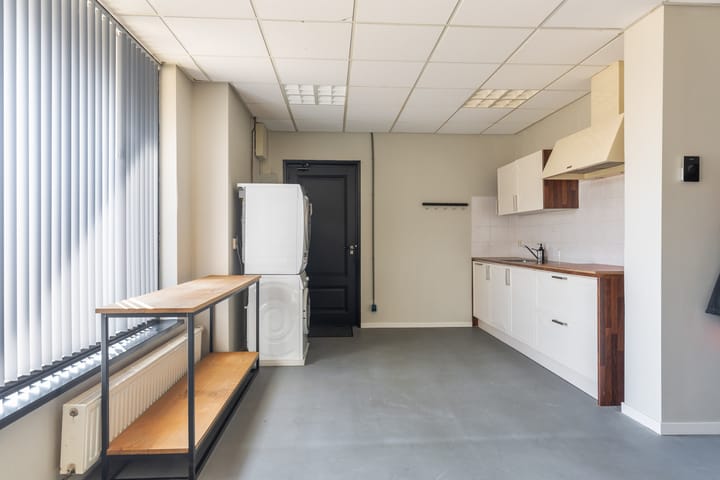 Foto 34 van Bedrijfsweg 3-A