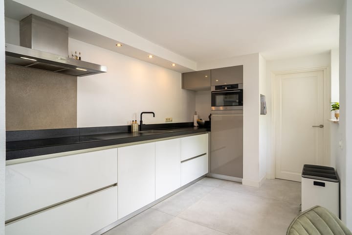 Photo 3 of Kampioenstraat 43