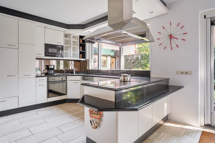 Photo 3 of Klaas de Rookstraat 58