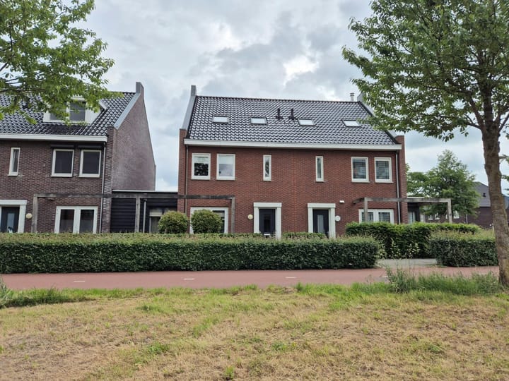 Foto 7 van Van Barnevelderf 3