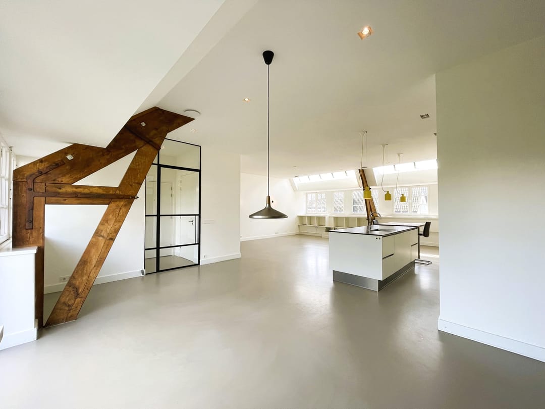 Photo 7 of Floris Versterstraat 10-F